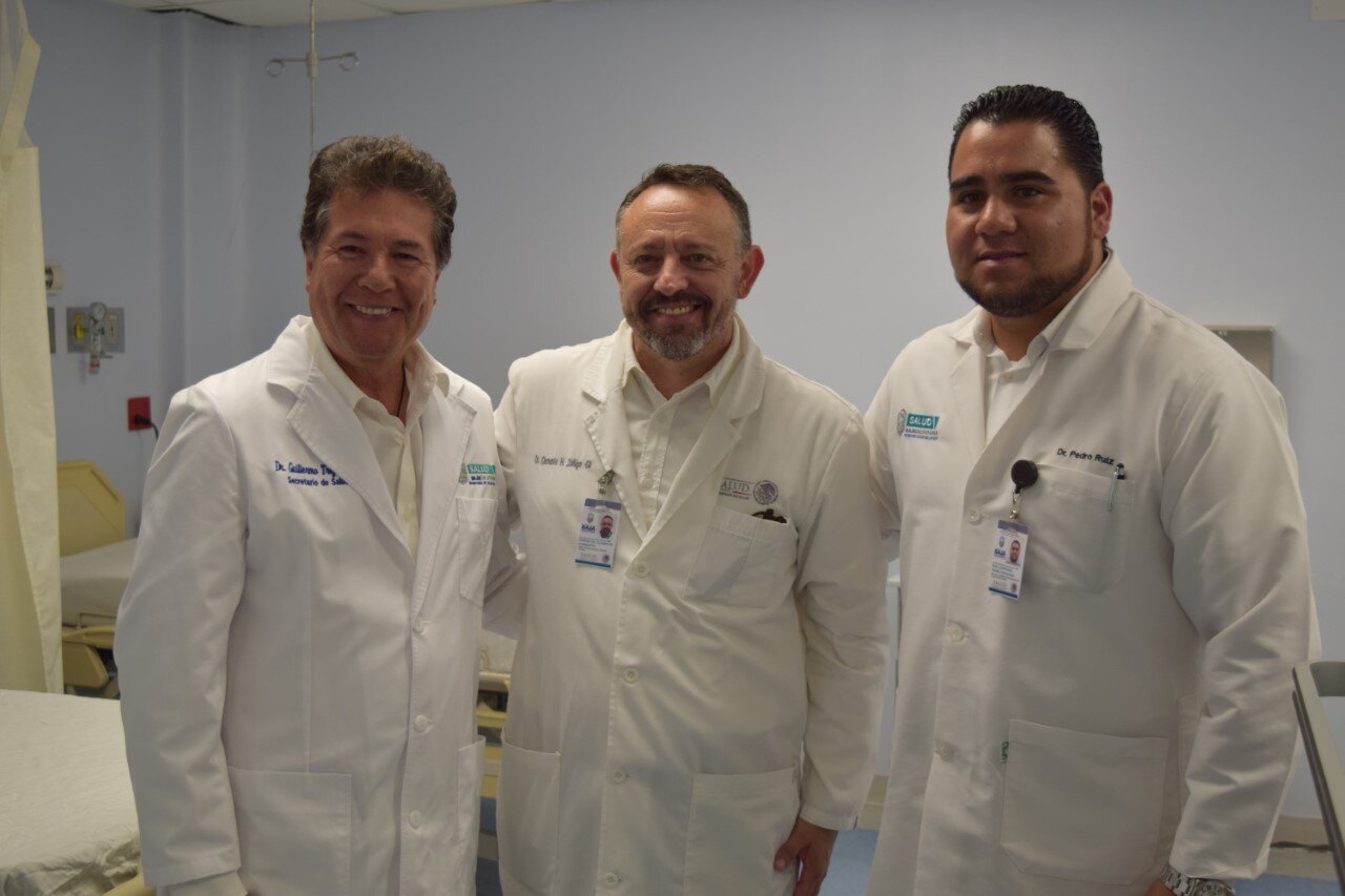 Reconocen vocación de médicos de Baja California