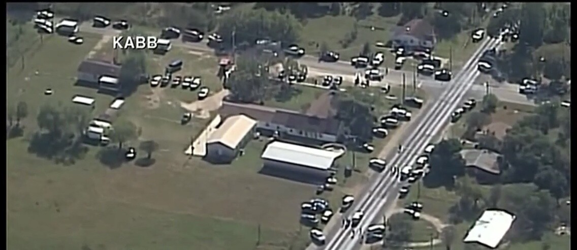 Nuevo tiroteo deja casi 30 muertos en Texas