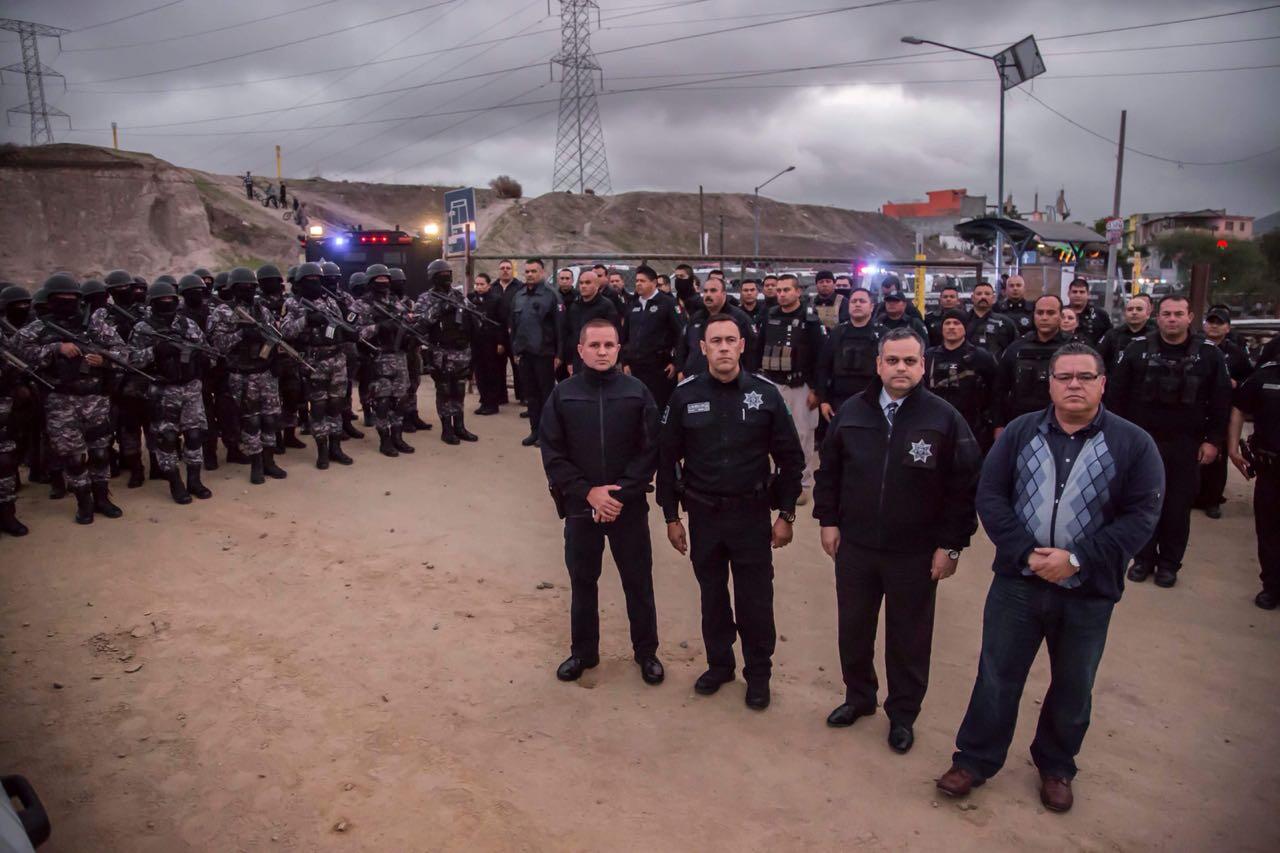 Operativo en Tijuana, detienen a 18 y decomisan armas de alto poder