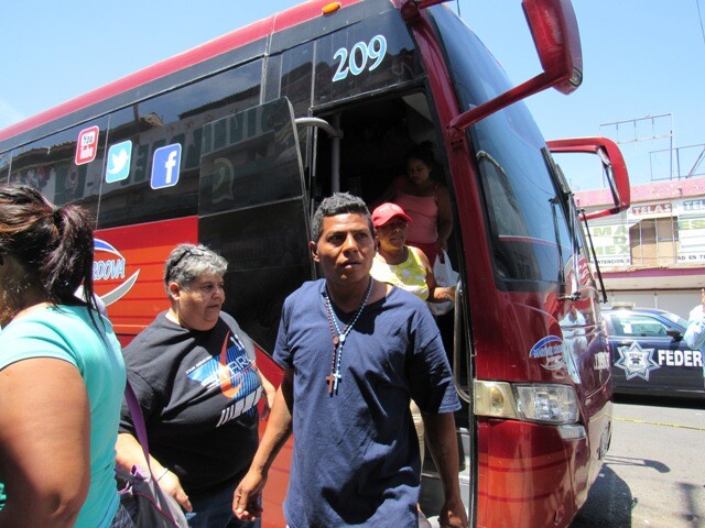 Llegan otros 175 migrantes a Baja California