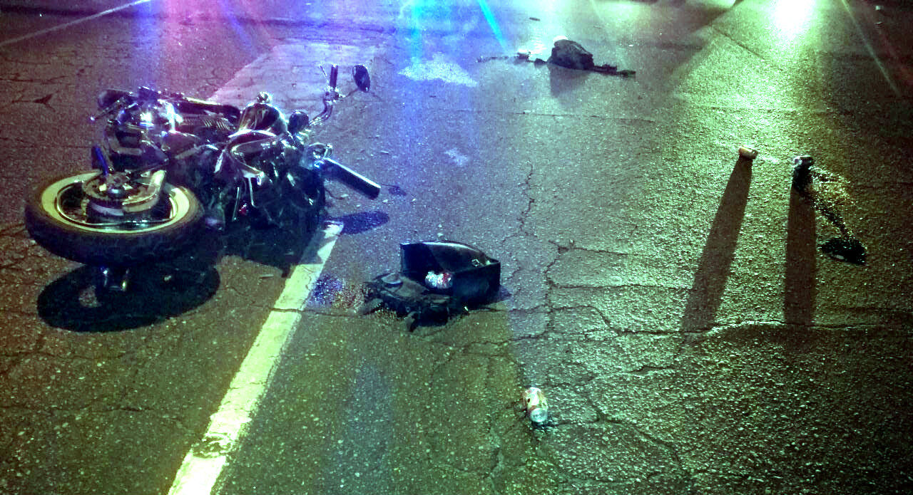 Joven motociclista muere en un trágico accidente