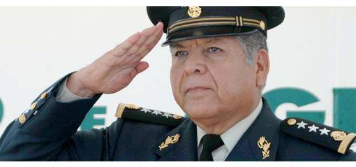 General Aponte pide a militares estar “unidos y alertas”