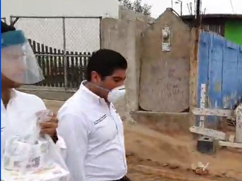 Funcionario del Ayuntamiento de Ensenada se casa; niega haya hecho fiesta