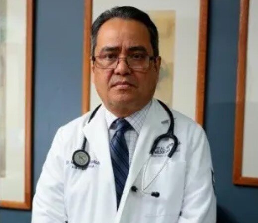 Hay nuevo director del Hospital General de Mexicali; es el doctor Hugo Martínez