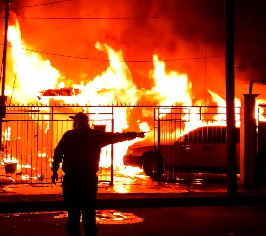 Mueren cinco familiares en incendio en Tijuana