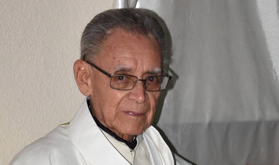 El sacerdote Juan Manuel Molina ha vuelto a la casa del Padre