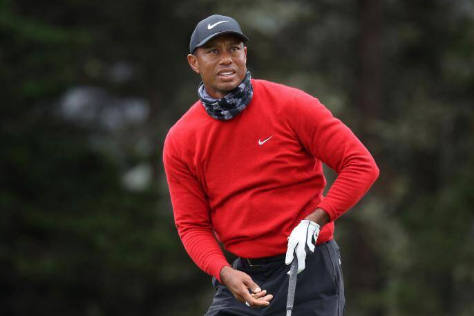 El golfista Tiger Woods sufre fracturas en accidente automovilístico