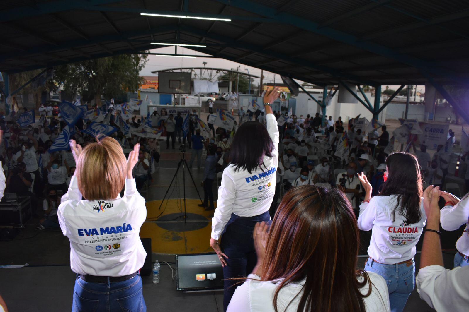 Cierra campaña Eva María en Ciudad Morelos