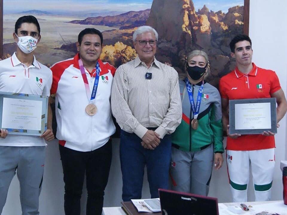 Vergonzoso: A Aremi, medallista olímpica le ‘premió’ Bonilla con cheque falso