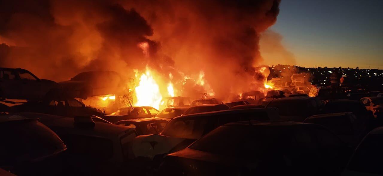 Se incendia el corralón municipal de Tijuana