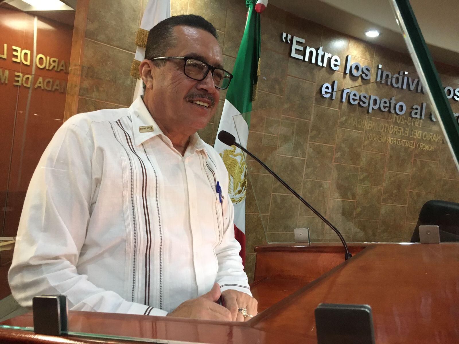 Propone Manuel Guerrero apoyar a familias con algún miembro tras las rejas