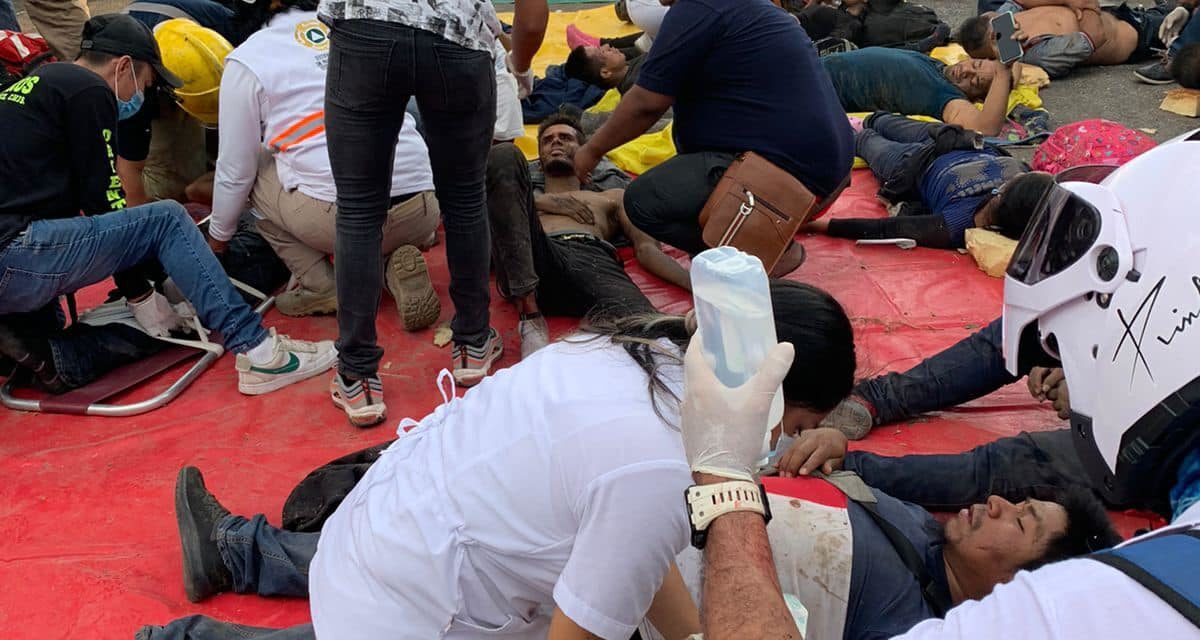 Mueren 53 migrantes centroamericanos en volcadura