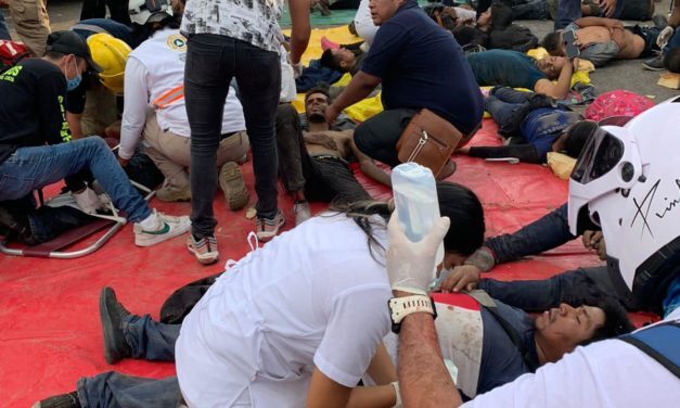 Mueren 53 migrantes centroamericanos en volcadura
