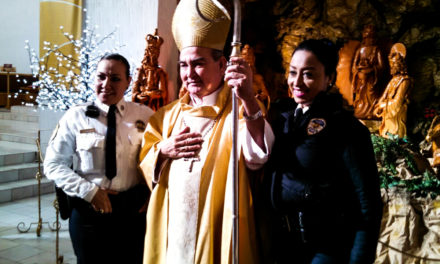 Internan al Obispo de Mexicali por COVID-19; lo reportan delicado