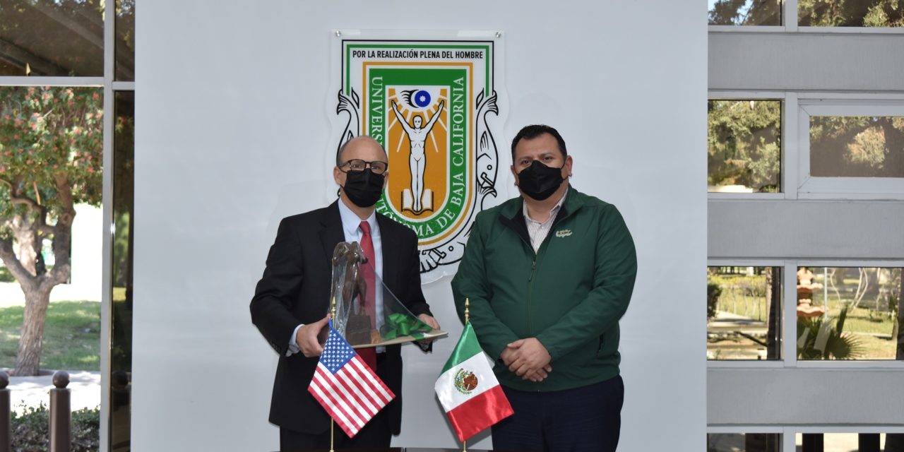 Sostienen reunión el Rector de la UABC y Cónsul de Estados Unidos en Tijuana