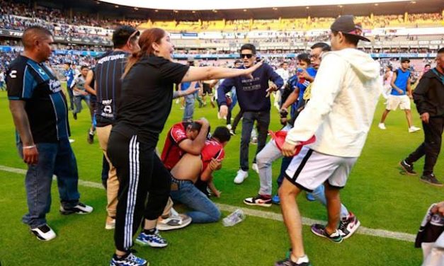 Zafarrancho en el estadio Querétaro; Protección Civil reporta solo heridos