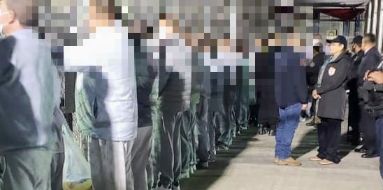 Trasladan a 500 presos de Tijuana a El Hongo
