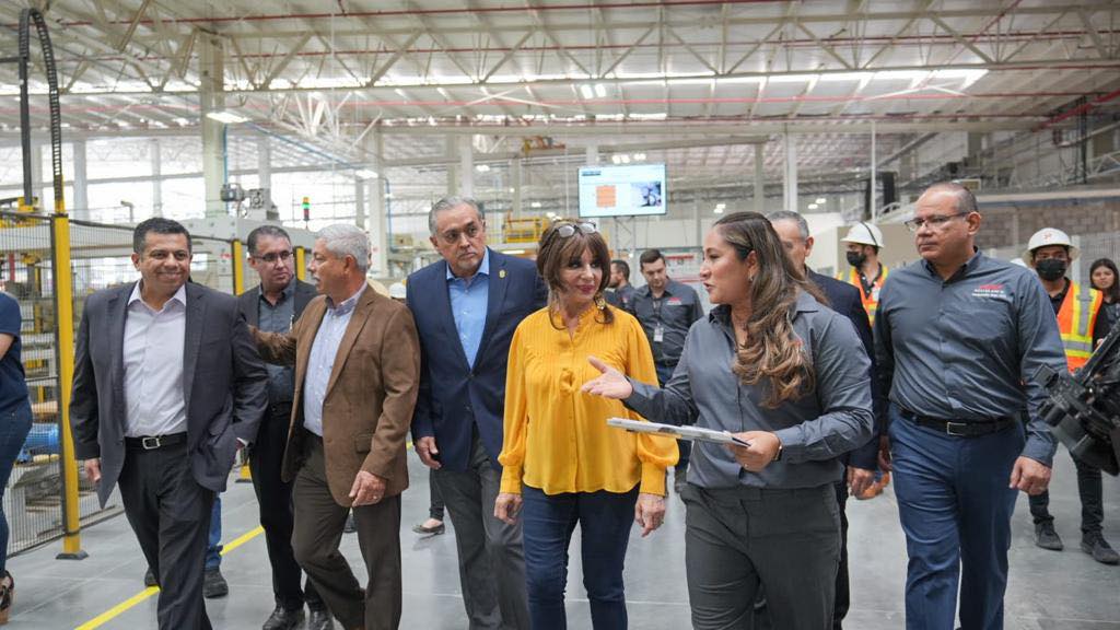 Inaugura Mohawk nueva planta en Mexicali; invierte 2mil mdp