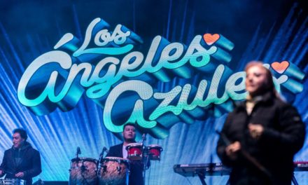 Miles de cachanillas disfrutaron de la posada con Los Ángeles Azules