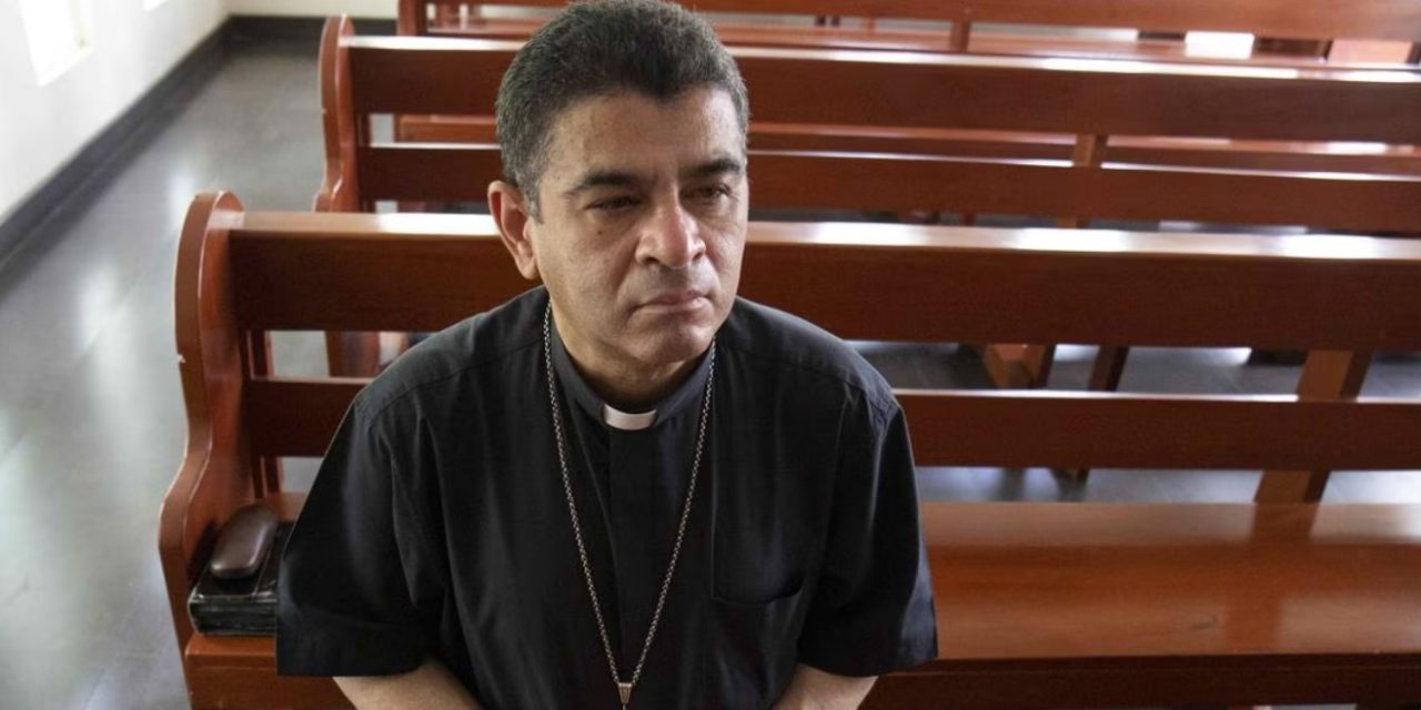 Dan a Obispo de Nicaragua 26 años de cárcel
