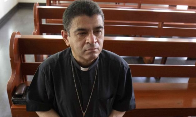 Dan a Obispo de Nicaragua 26 años de cárcel