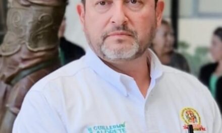 Burócratas eligen a Guillermo Aldrete como líder estatal